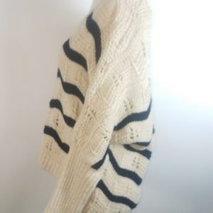 Cotton Emporium wome size small over sized sweater